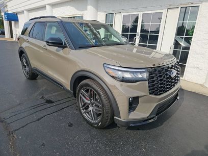 New 2026 Ford Explorer ST w/ Sun And Sound Package