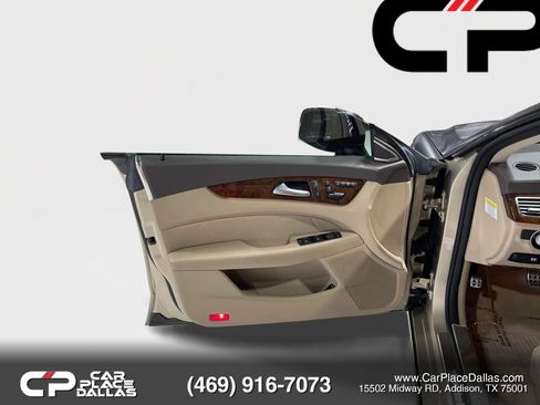 Used 2013 Mercedes-Benz CLS 550 image 17