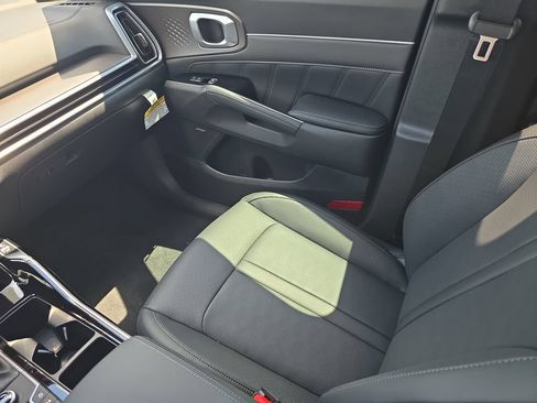 New 2026 Kia Sorento SX FWD image 16