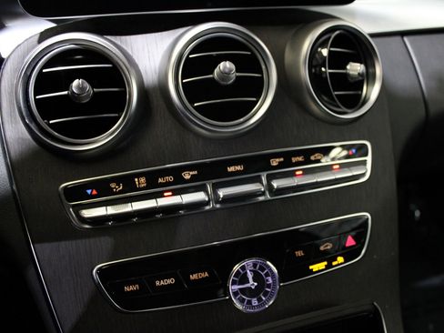 Used 2019 Mercedes-Benz C 300 Coupe image 31