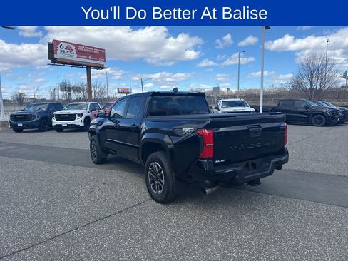 Used 2024 Toyota Tacoma TRD Sport image 5