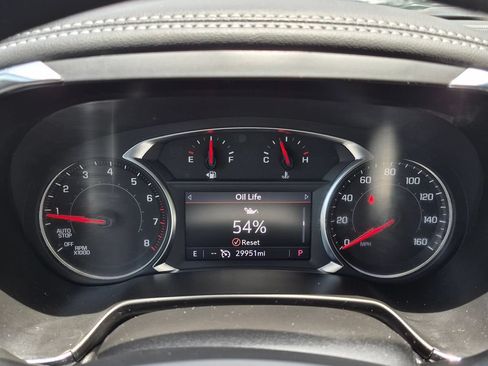 Used 2025 Chevrolet Blazer LT FWD image 13