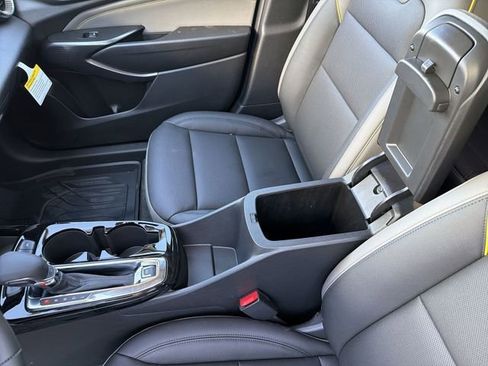 New 2026 Chevrolet Trax ACTIV w/ Sunroof Package image 21