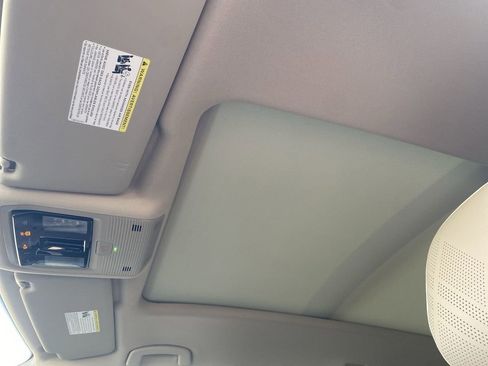 New 2026 Volkswagen Atlas SEL Premium R-Line image 18