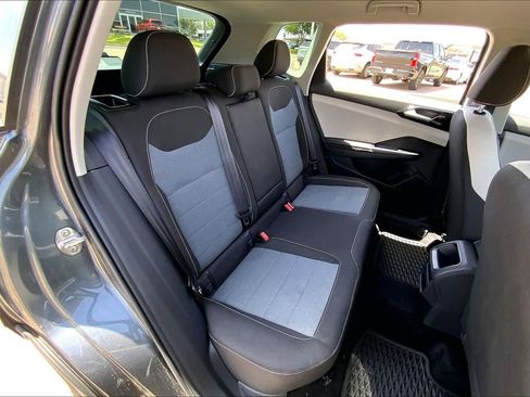 Used 2025 Volkswagen Taos S image 20