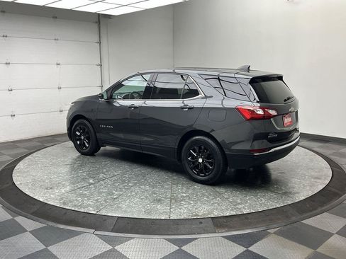 Used 2019 Chevrolet Equinox LT AWD/4WD image 2