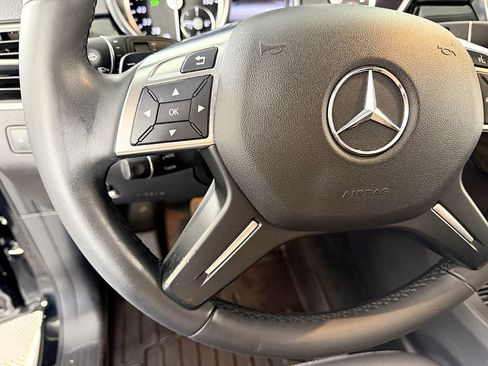 Used 2016 Mercedes-Benz GL 450 4MATIC image 27
