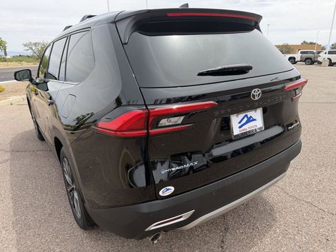 Used 2024 Toyota Grand Highlander AWD Hybrid image 4