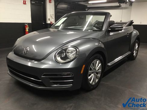 Used 2019 Volkswagen Beetle 2.0T S image 5