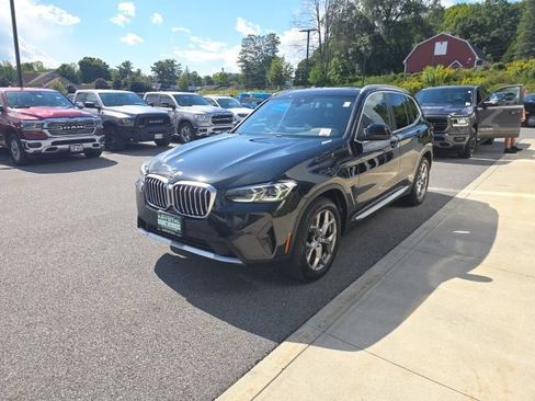 Used 2023 BMW X3 xDrive30i AWD/4WD image 3