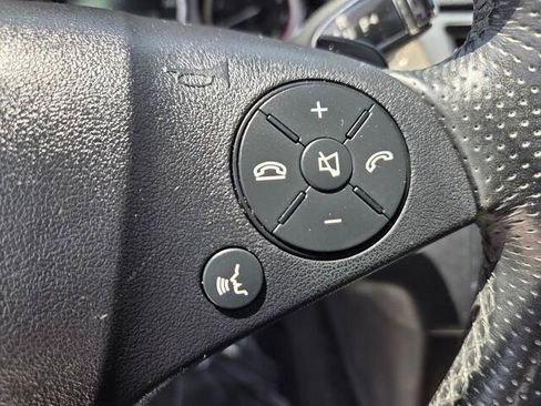 Used 2011 Mercedes-Benz E 550 Sedan image 14