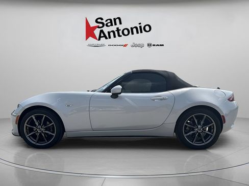 Used 2016 MAZDA MX-5 Miata Grand Touring RWD image 9