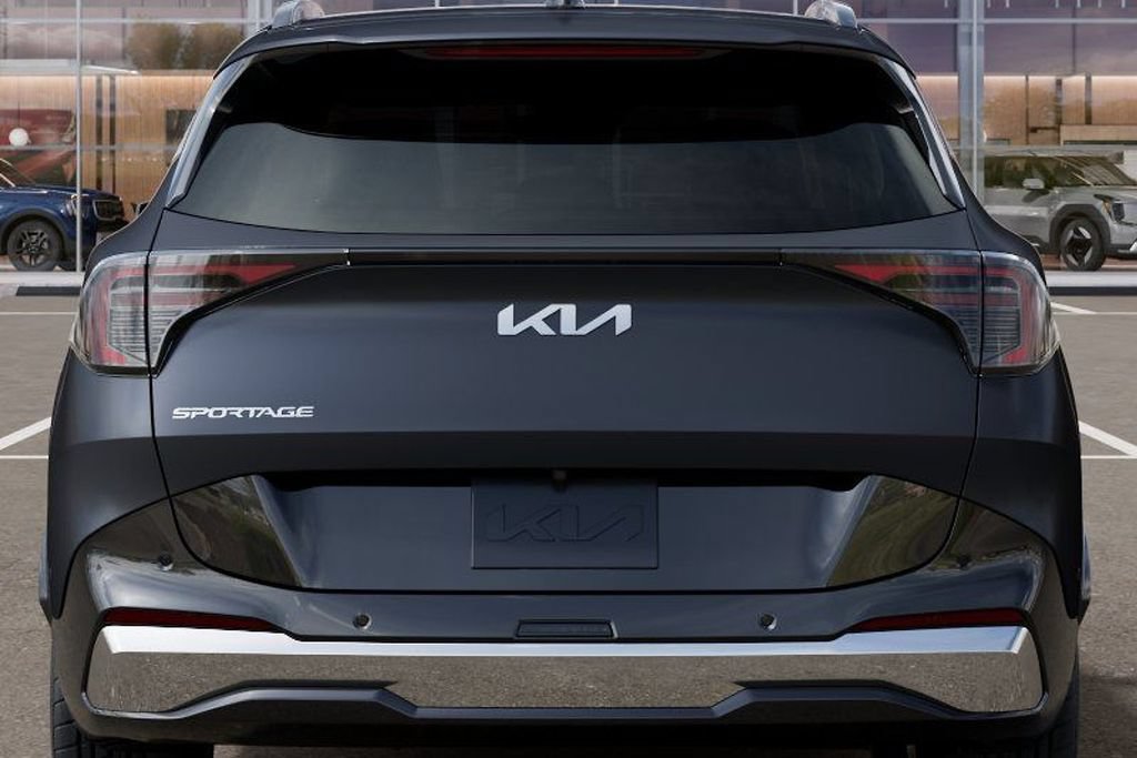 New 2026 Kia Sportage SX FWD image 16