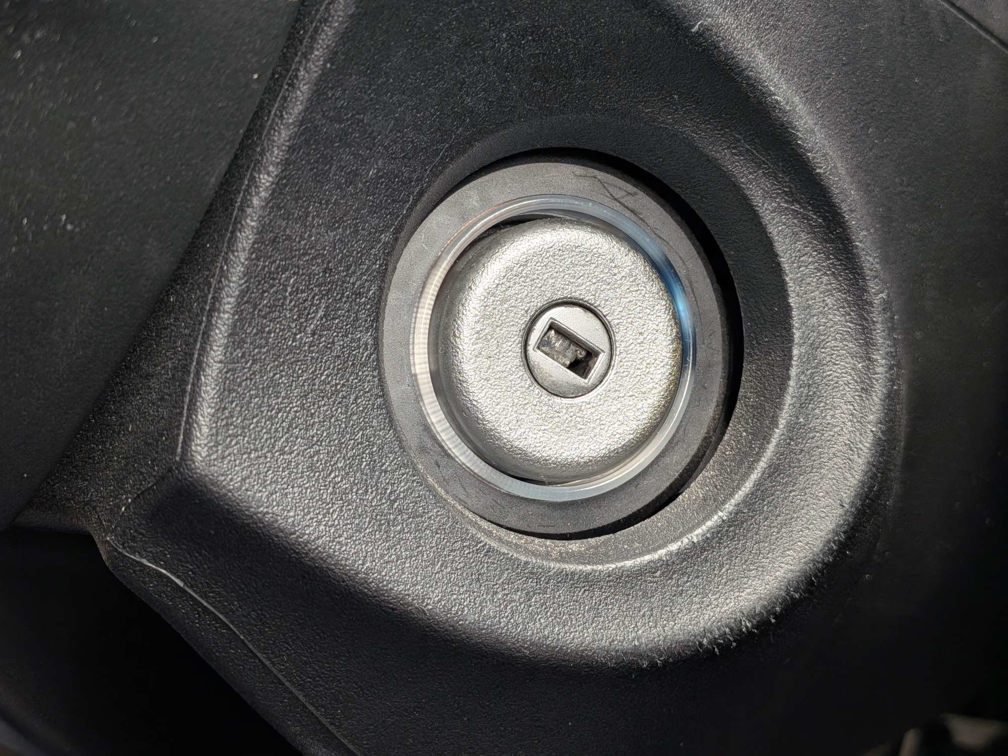 Used 2018 Ford Escape SEL FWD image 31