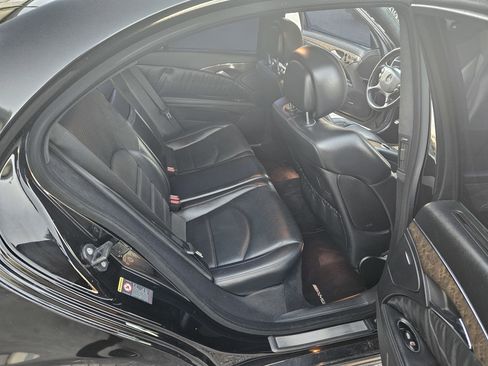 Used 2007 Mercedes-Benz E 63 AMG 4dr Sdn 6.3L AMG RWD image 17