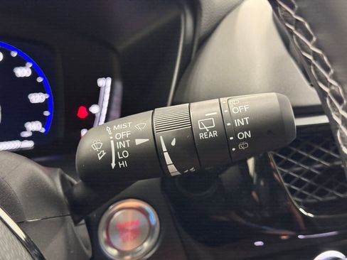 Used 2025 Acura ADX AWD image 23