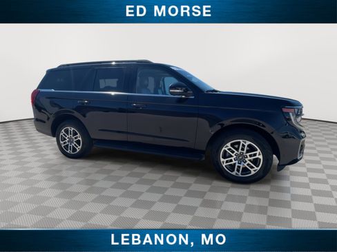 Certified 2025 Ford Expedition Active AWD/4WD image 2