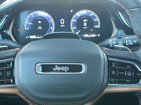 New 2025 Jeep Grand Cherokee L Summit image 38