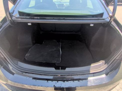 Used 2023 Chevrolet Malibu LT FWD image 28