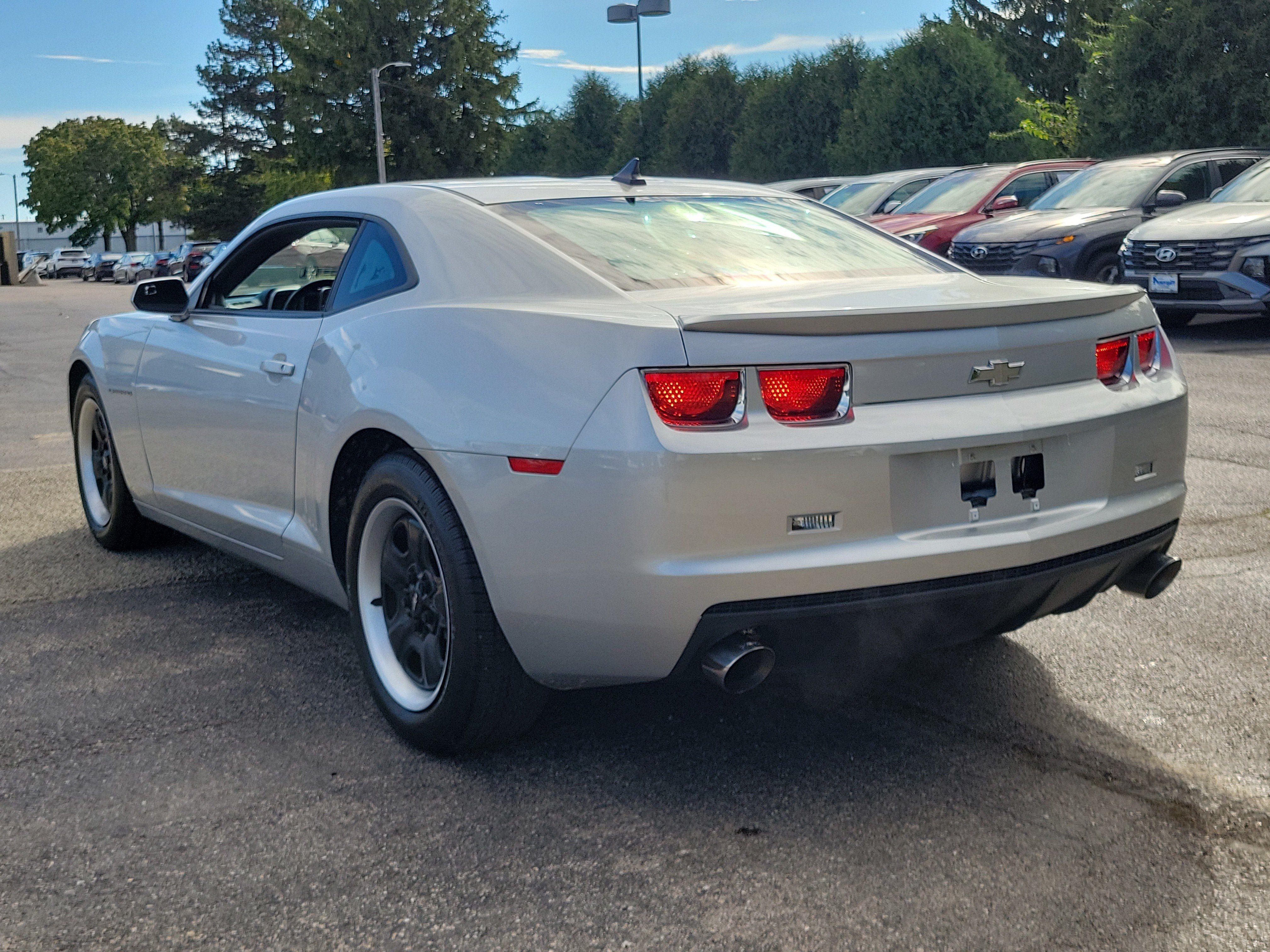 Used 2013 Chevrolet Camaro LS RWD image 3