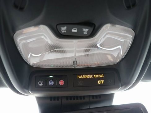 New 2025 GMC Canyon Elevation w/ Convenience Package image 28