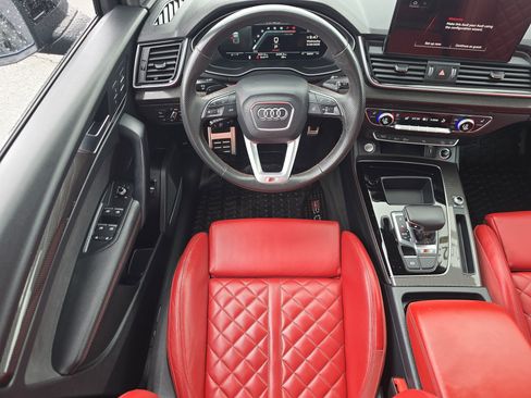 Certified 2023 Audi SQ5 Premium Plus w/ Premium Plus Package AWD/4WD image 22