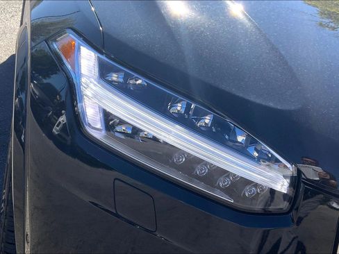 Used 2022 Volvo XC90 T6 Inscription w/ Advanced Package image 31