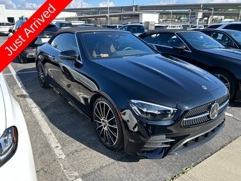 Used 2022 Mercedes-Benz E 450 Cabriolet image 3