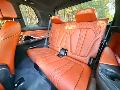 Certified 2023 BMW X7 xDrive40i w/ Executive Package AWD/4WD image 16