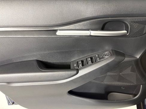 New 2026 Kia Seltos LX FWD image 19