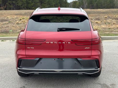New 2026 Genesis GV70 2.5T Select image 12