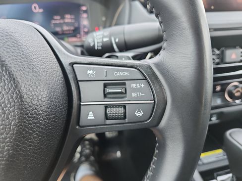 Used 2025 Honda Accord Sport image 27