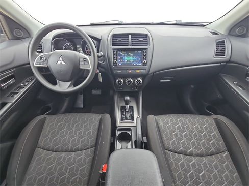 Used 2024 Mitsubishi Outlander Sport ES image 9