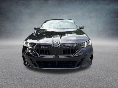 Used 2027 BMW 530i xDrive w/ M Sport Package AWD/4WD image 8