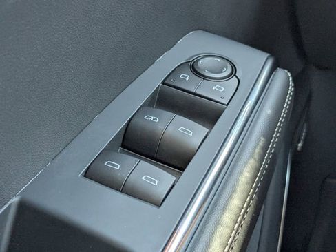 New 2026 GMC Acadia Elevation w/ Elevation Premium Package image 28