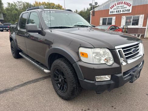 Used 2007 Ford Explorer Sport Trac XLT AWD/4WD image 4