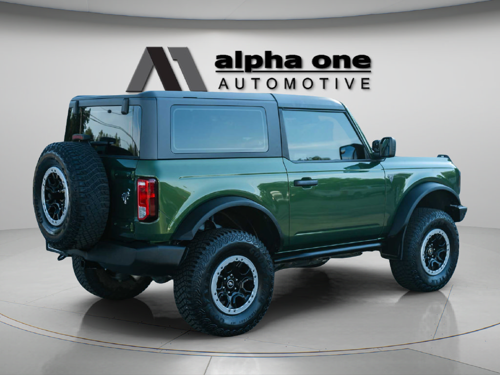 Used 2023 Ford Bronco 2-Door w/ Sasquatch Package AWD/4WD image 4