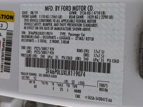 Used 2020 Ford Fusion SE FWD image 38