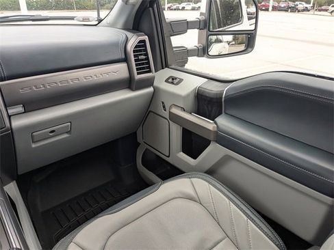 Used 2022 Ford F450 Limited w/ FX4 Off-Road Package image 16