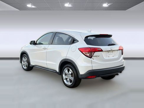 Used 2016 Honda HR-V EX image 3
