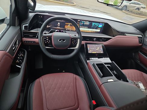 New 2026 INFINITI QX80 Autograph w/ Premium Cargo Package image 7