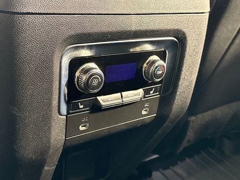 Used 2021 GMC Yukon XL AT4 w/ Technology Package AWD/4WD image 25
