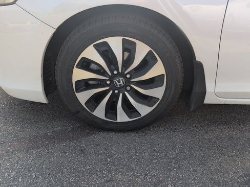 Used 2015 Honda Accord EX-L image 10