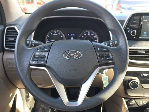 Used 2019 Hyundai Tucson SE w/ Cargo Package image 10