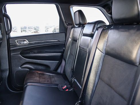 Used 2019 Jeep Grand Cherokee Laredo w/ Laredo X Package image 18