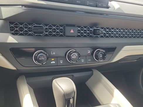 Certified 2025 Honda Accord LX image 21