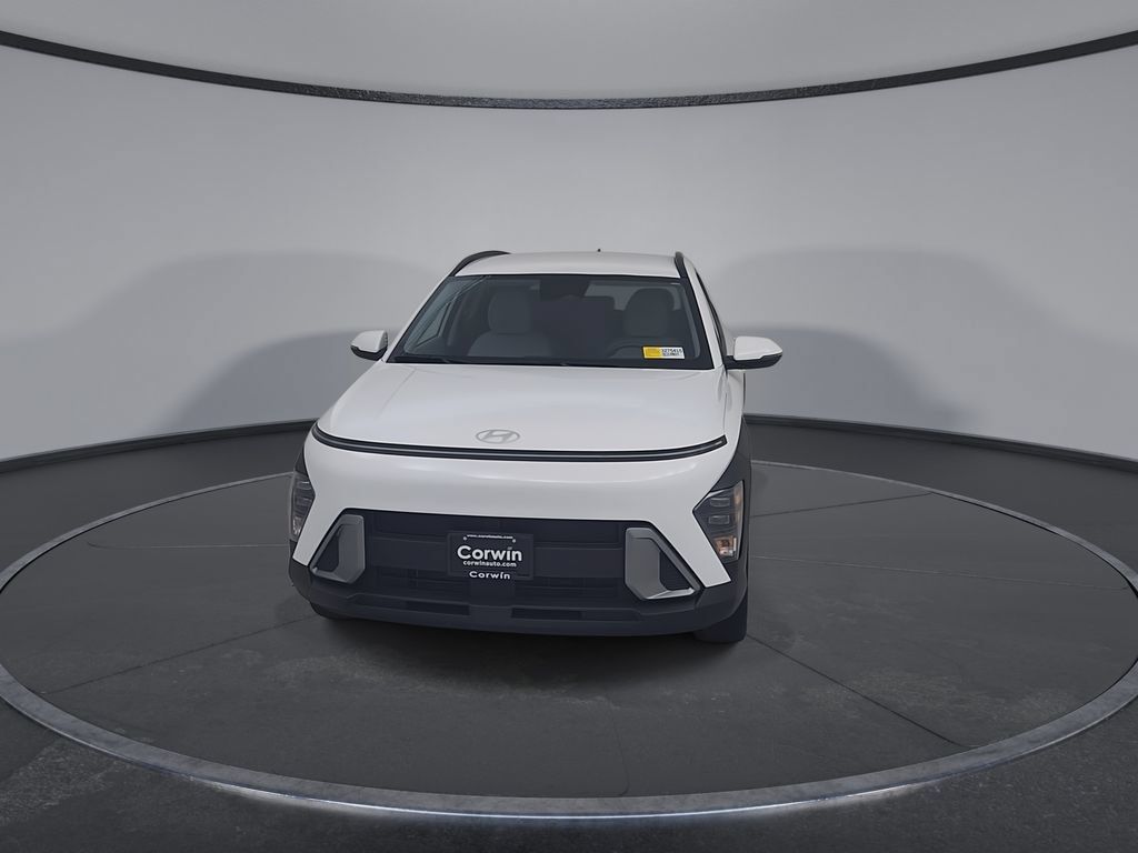 Used 2025 Hyundai Kona SEL FWD image 5