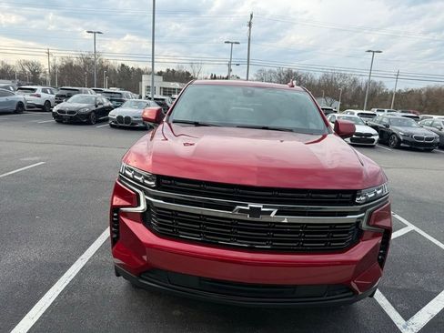 Used 2021 Chevrolet Tahoe RST image 2