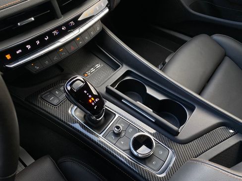 Used 2025 Cadillac CT5 V image 19