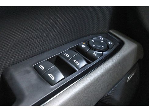 Used 2024 Chevrolet Silverado 1500 ZR2 w/ Technology Package image 18